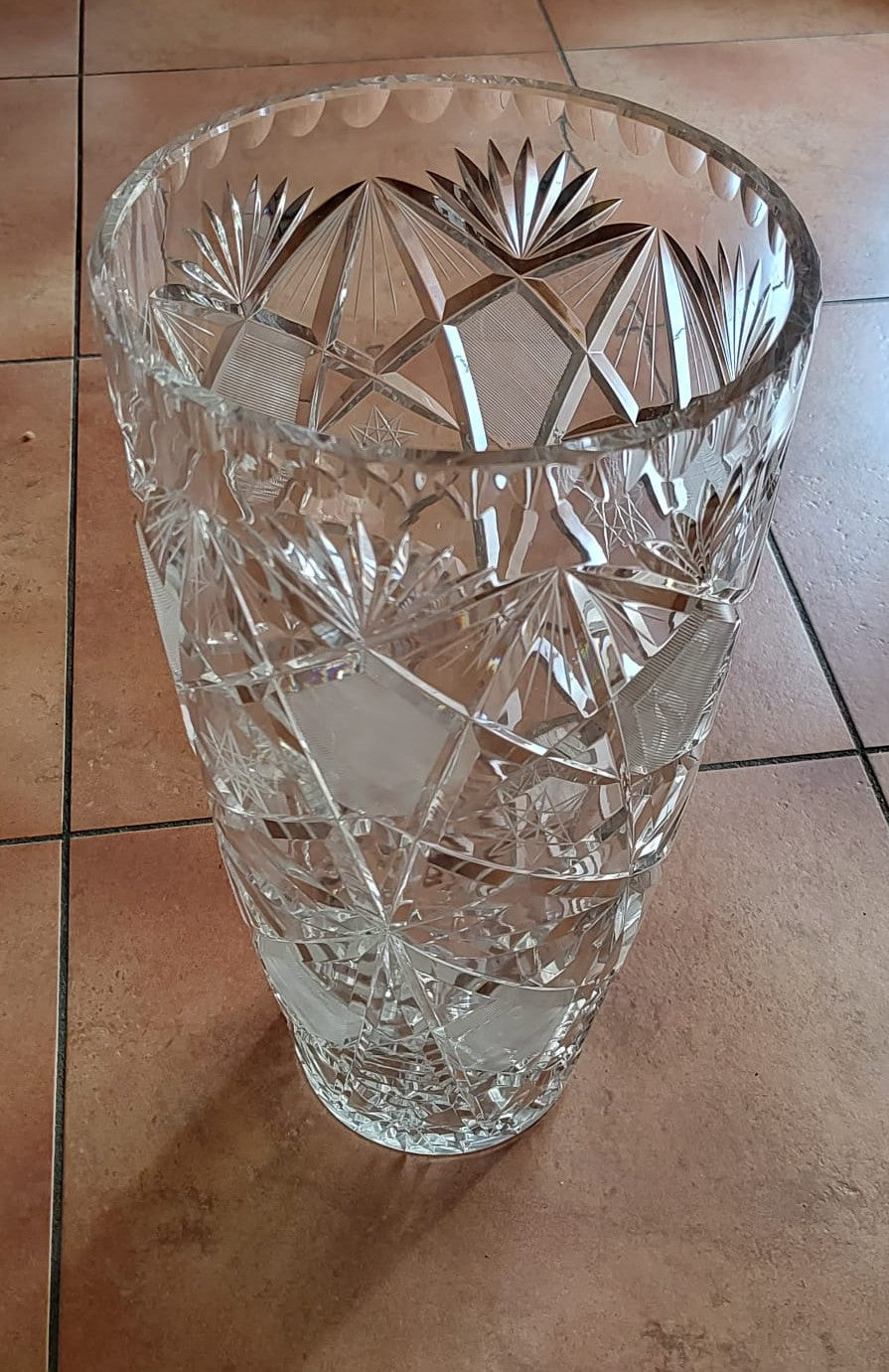 Vaso in Cristallo Molato a Mano – Ø22 X h45 cm