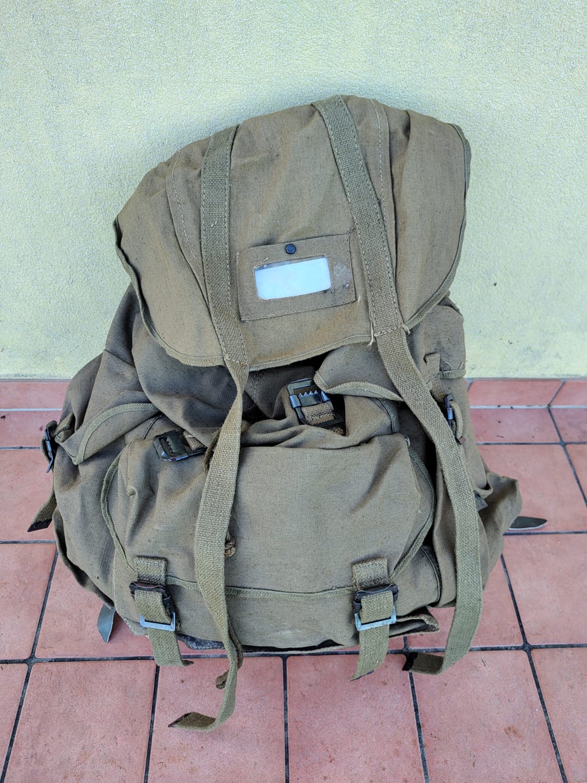 Zaino Militare Originale URSS con Struttura in Ferro (35L) – Anni ’70/’80