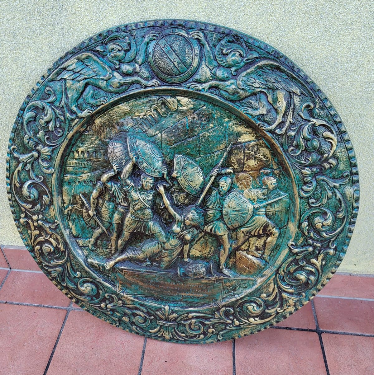 Bassorilievo Decorativo SPQR in Resina e Polvere di Bronzo – Diametro 50 cm